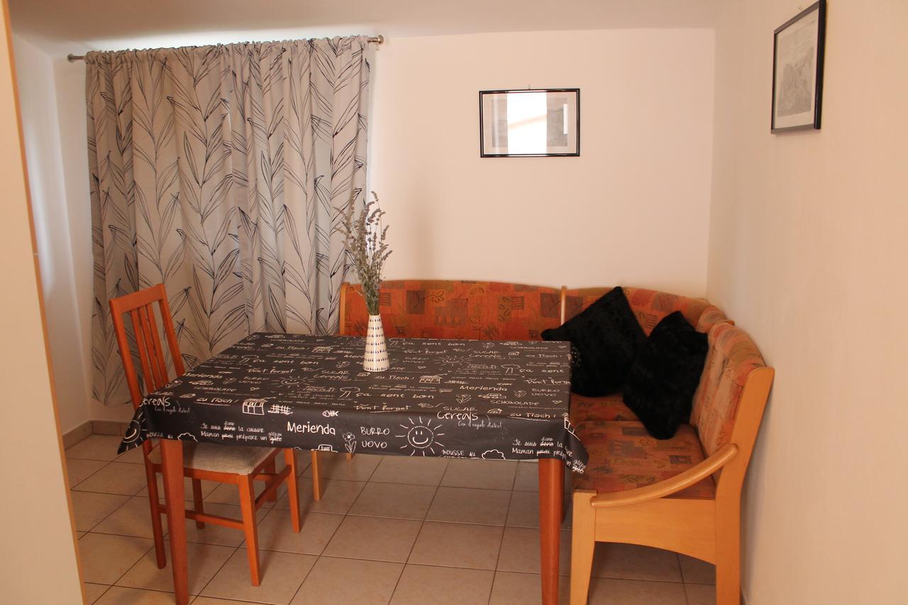 Apartments Ana プーラ エクステリア 写真